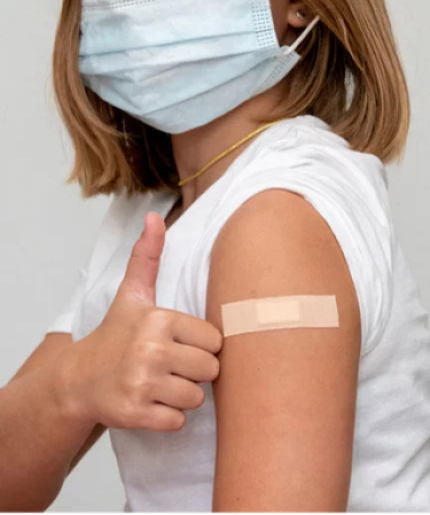 Screening program and 4 strains of influenza vaccine